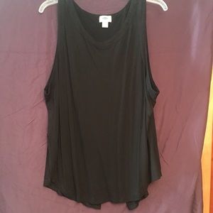 Black Old Navy sleeveless top
